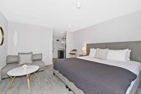 Atrium Hotel Mandurah - Tourism Canberra 16