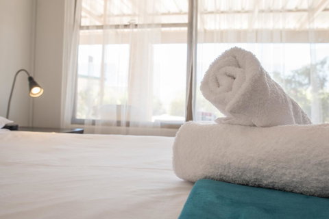 Jurien Bay Hotel Motel - Tourism Canberra 7