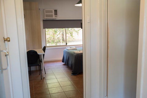 Jurien Bay Hotel Motel - Tourism Canberra 12