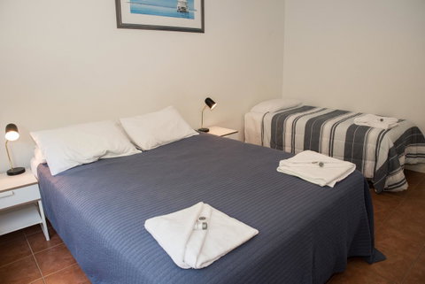 Jurien Bay Hotel Motel - Tourism Canberra 11