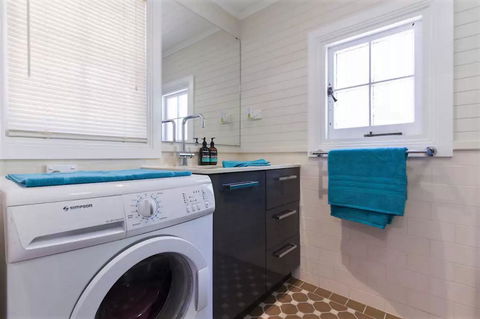 Laneway Studio, Heart Of Fremantle - Tourism Canberra 8