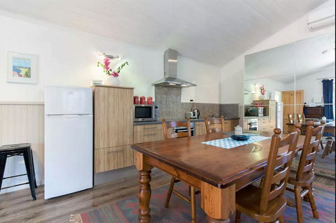 Laneway Studio, Heart Of Fremantle - Tourism Canberra 11