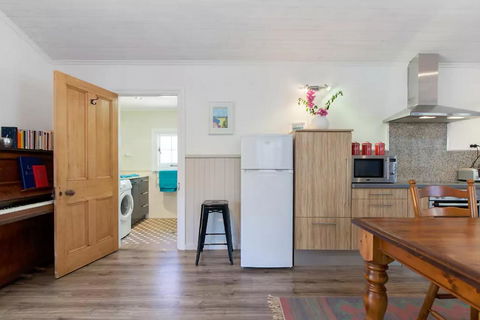 Laneway Studio, Heart Of Fremantle - Tourism Canberra 10