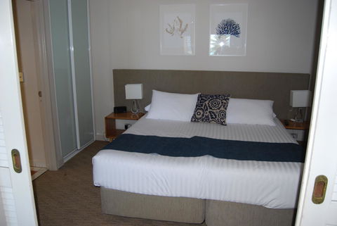 Absolute Beachfront Scarborough - Tourism Canberra 5