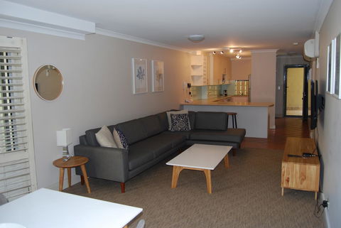 Absolute Beachfront Scarborough - Tourism Canberra 1