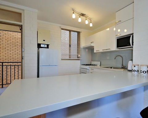 Cappuccino Delight - 1 Bedroom Central Fremantle Apartment - Tourism Canberra 6
