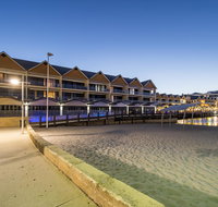 Dolphin Quay Apartments - Tourism Canberra
