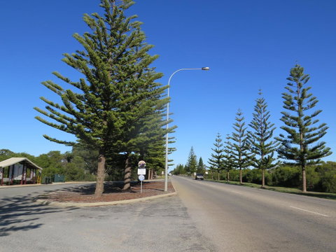 Jurien Beachfront Holiday Units - Tourism Canberra 33