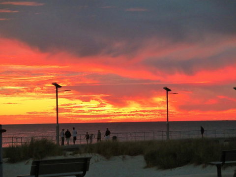 Jurien Beachfront Holiday Units - Tourism Canberra 32