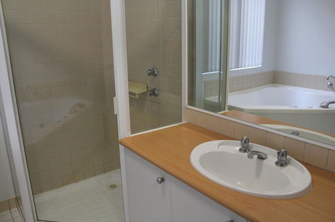 Mandurah Ocean Marina Chalets - Tourism Canberra 25