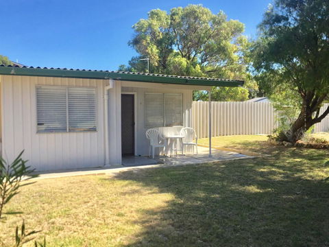 Salty Shack Lancelin - Tourism Canberra 14