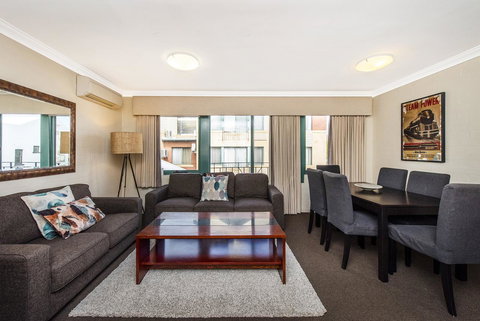 Subiaco Village 18 - Tourism Canberra 0