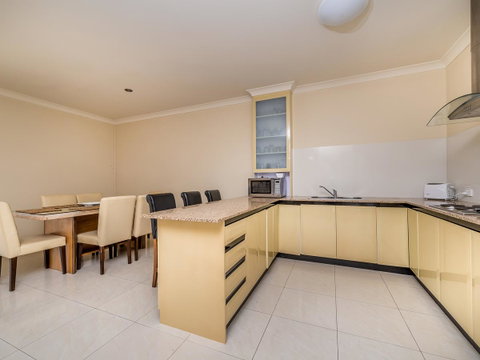 Seafront Unit 60 - Tourism Canberra 6