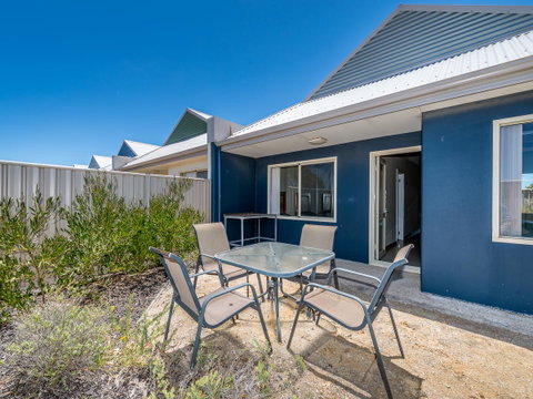 Seafront Unit 60 - Tourism Canberra 1