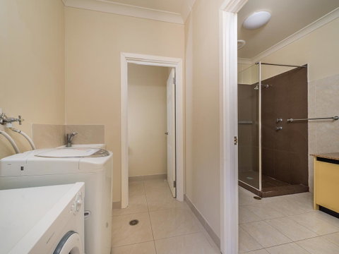 Seafront Unit 60 - Tourism Canberra 4