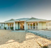 Blue Sky Escapes The Lookout Lancelin - Tourism Canberra