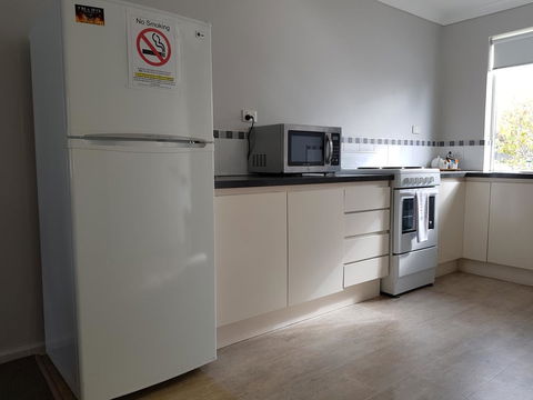 Arlington Apartments - Tourism Canberra 1