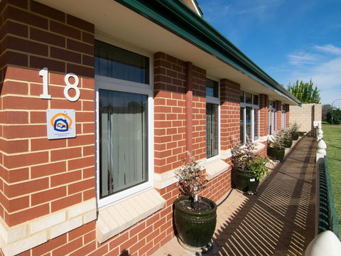 Ascot On Swan Bed & Breakfast - Tourism Canberra 8