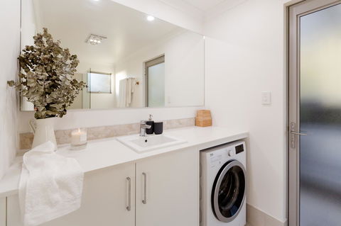 Ironstone Studio Margaret River - Tourism Canberra 14