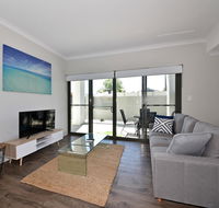 Modern Apartment Redcliffe near Perth Airport 0126 - Tourism Canberra