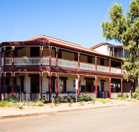Beadon Bay Hotel - Tourism Canberra