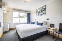Book Derwent Park Accommodation Vacations Tourism Canberra Tourism Canberra