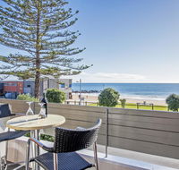 Beachfront Voyager Motor Inn - Tourism Canberra