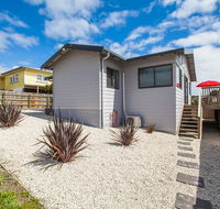 Bircoo Cottage Beach and Golf Getaway - Tourism Canberra