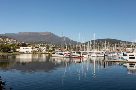 Wrest Point - Tourism Canberra 12