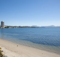 Sandy Bay Waterfront Home - Tourism Canberra