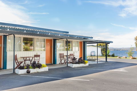 Riverfront Motel & Villas - Tourism Canberra 16