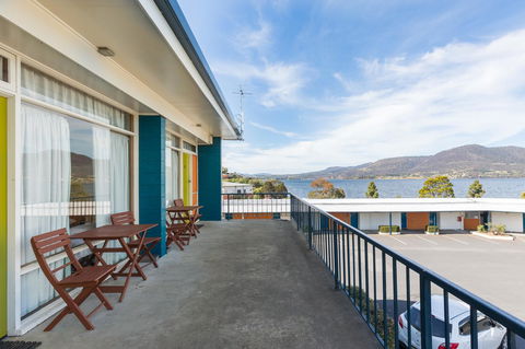 Riverfront Motel & Villas - Tourism Canberra 31