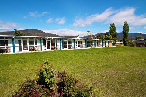 Riverfront Motel & Villas - Tourism Canberra 8