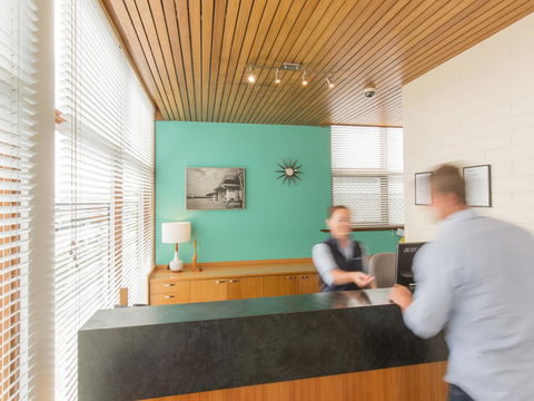 Riverfront Motel & Villas - Tourism Canberra 9