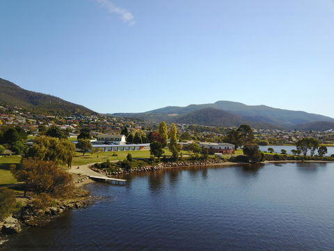 Riverfront Motel & Villas - Tourism Canberra 29