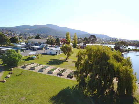 Riverfront Motel & Villas - Tourism Canberra 12