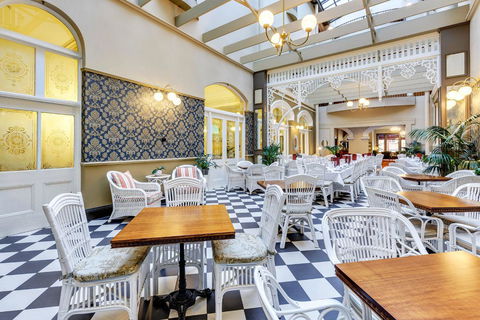 Hadley\'s Orient Hotel - Tourism Canberra 1