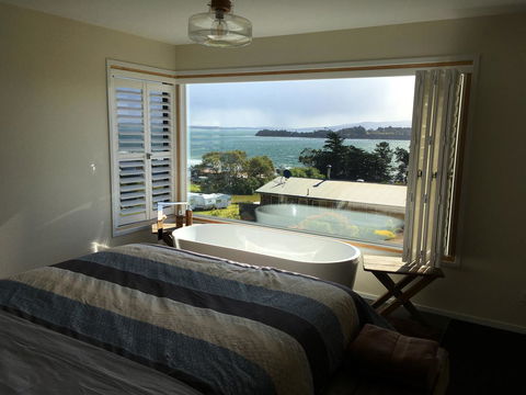 Couples Getaway On Bruny Island - Tourism Canberra 29