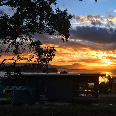 Couples Getaway On Bruny Island - Tourism Canberra 28