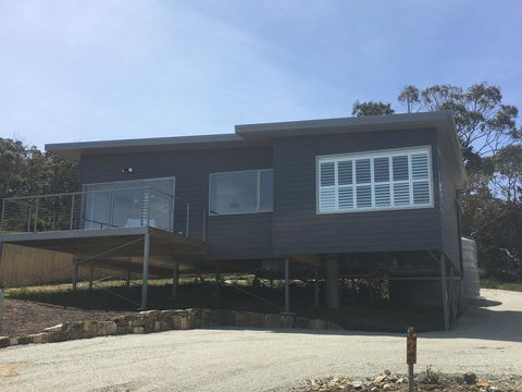 Couples Getaway On Bruny Island - Tourism Canberra 1
