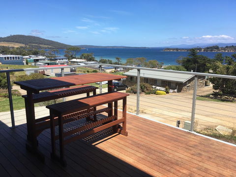Couples Getaway On Bruny Island - Tourism Canberra 7
