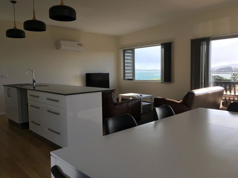 Couples Getaway On Bruny Island - Tourism Canberra 19