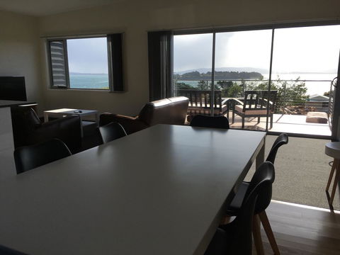 Couples Getaway On Bruny Island - Tourism Canberra 30