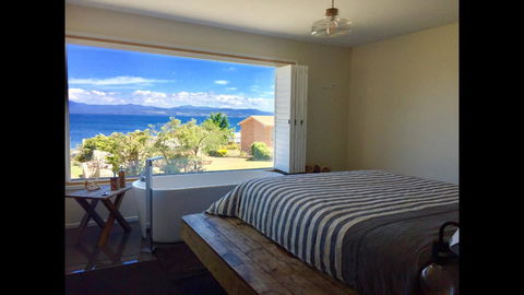 Couples Getaway On Bruny Island - Tourism Canberra 25