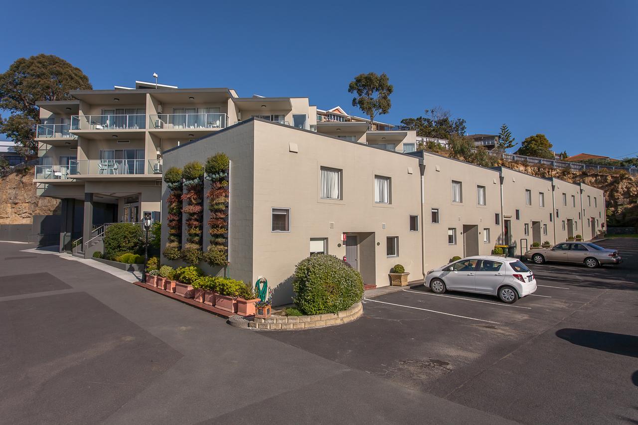 Oakdowns TAS Tourism Canberra