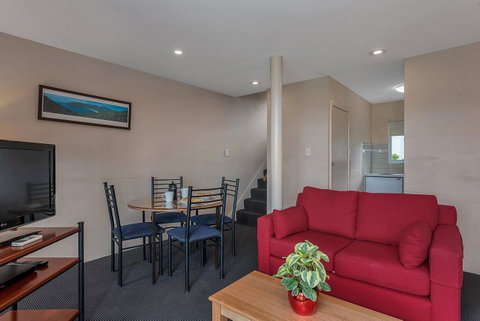 Bay View Villas - Tourism Canberra 37