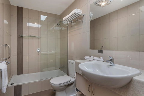 Bay View Villas - Tourism Canberra 25