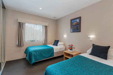 Bay View Villas - Tourism Canberra 2