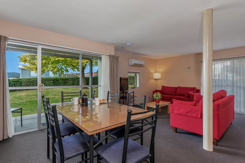 Bay View Villas - Tourism Canberra 10