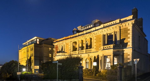Lenna Of Hobart - Tourism Canberra 0
